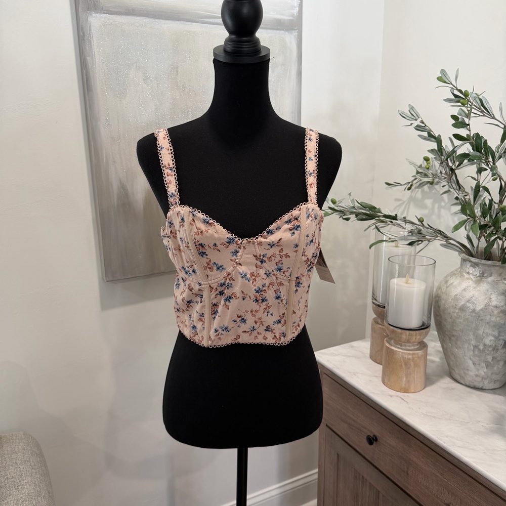 NWT Adored Vintage Floral Lace Trim Corset Crop Top